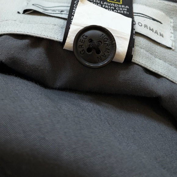 Like New Greg Norman Business Slacks Size 38x30 - Picture 4 of 4